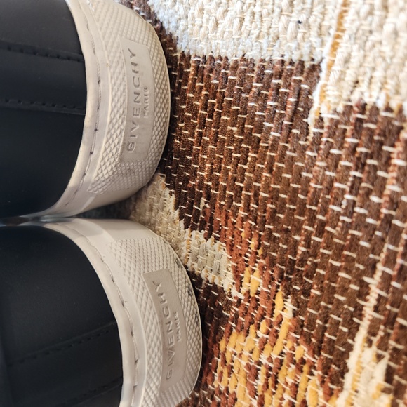 Givenchy Urban Street Knot Shoes - Picture 10 of 12